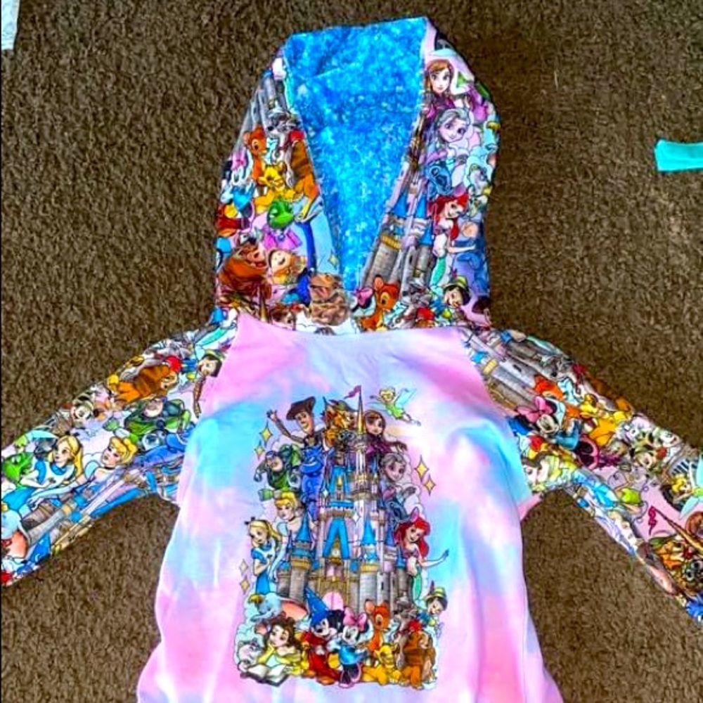 Size 5 hooded tunic